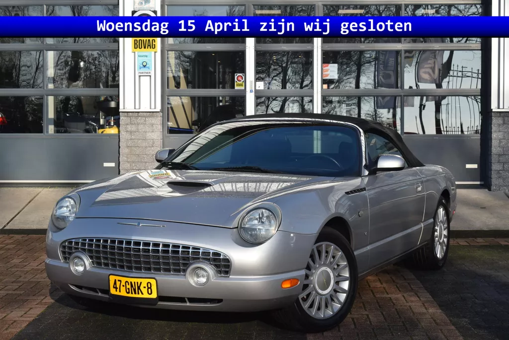 Ford Thunderbird 126.200 Km !!