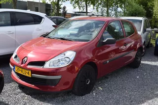 Renault Clio 1.2-16V Expression Airco Km 158.000!!