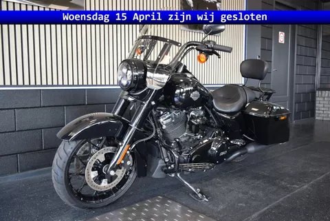 Harley Davidson 114 FLHRXS Road King Special Black Edition, Km 11000 !! EU Motor !!