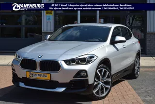 BMW X2 sDrive18i High Executive Navi Airco Panodak Leder  Km 11.250!!